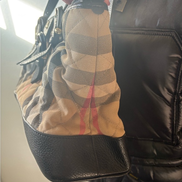 Burberry Checkered Handbag - Picture 5 of 11